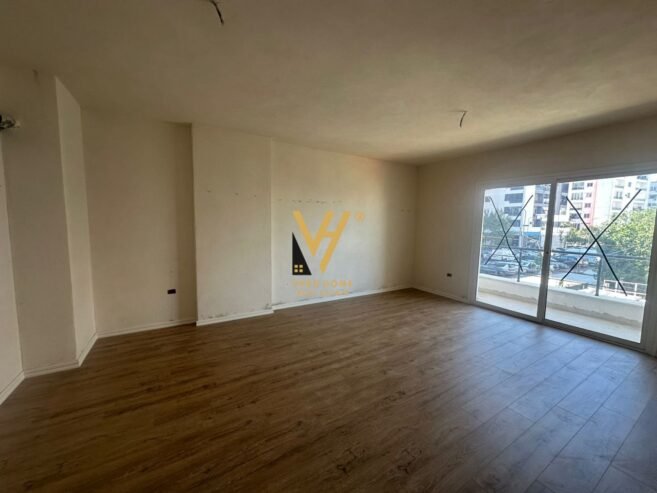 AMBIENT 260 M2 NE YZBERISHT 1.500 EURO