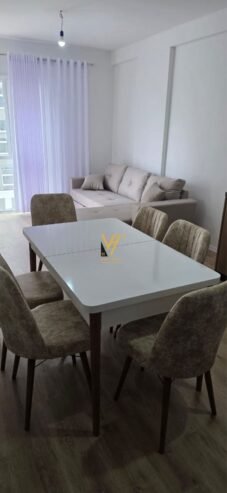 2+1+BLK ME QERA TE UNIVERS CITY 500 EURO