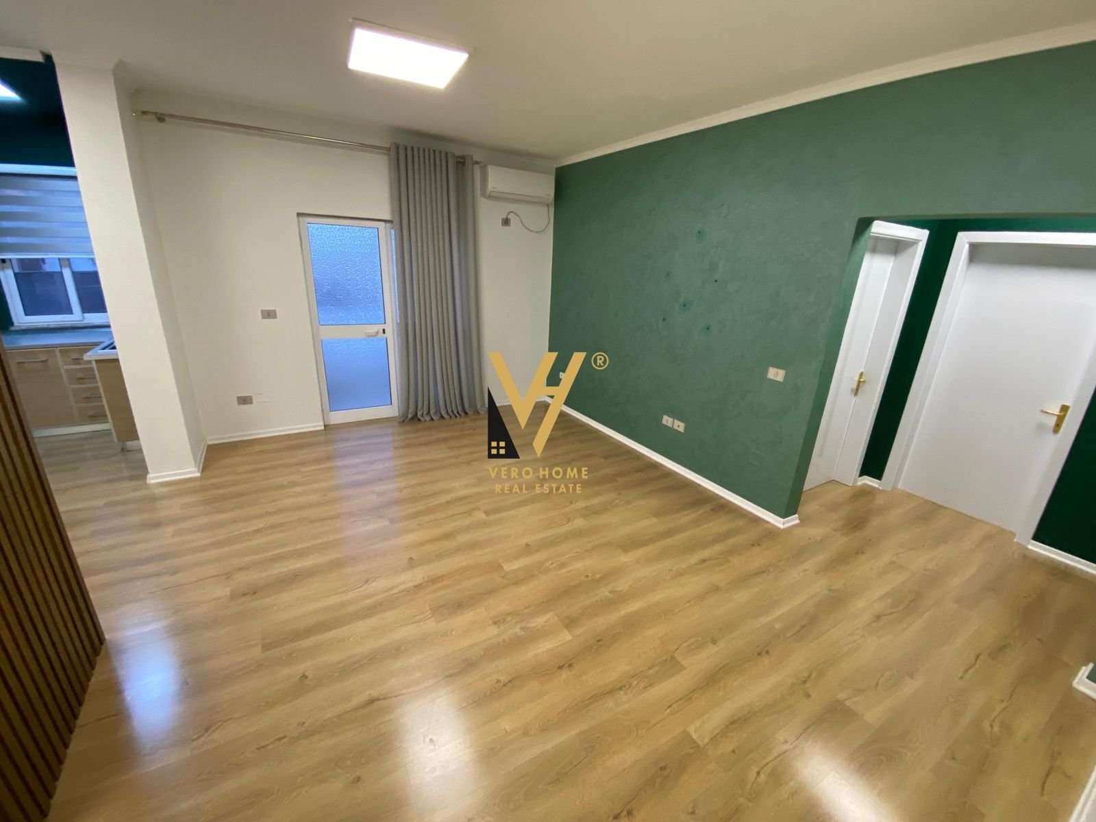 2+1 ME QIRA TE SHESHI WILLSON 800 EURO