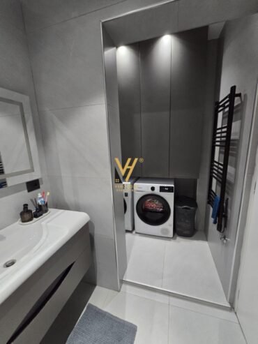 2+1+BLK ME QIRA NE BLLOK 1.500 EURO