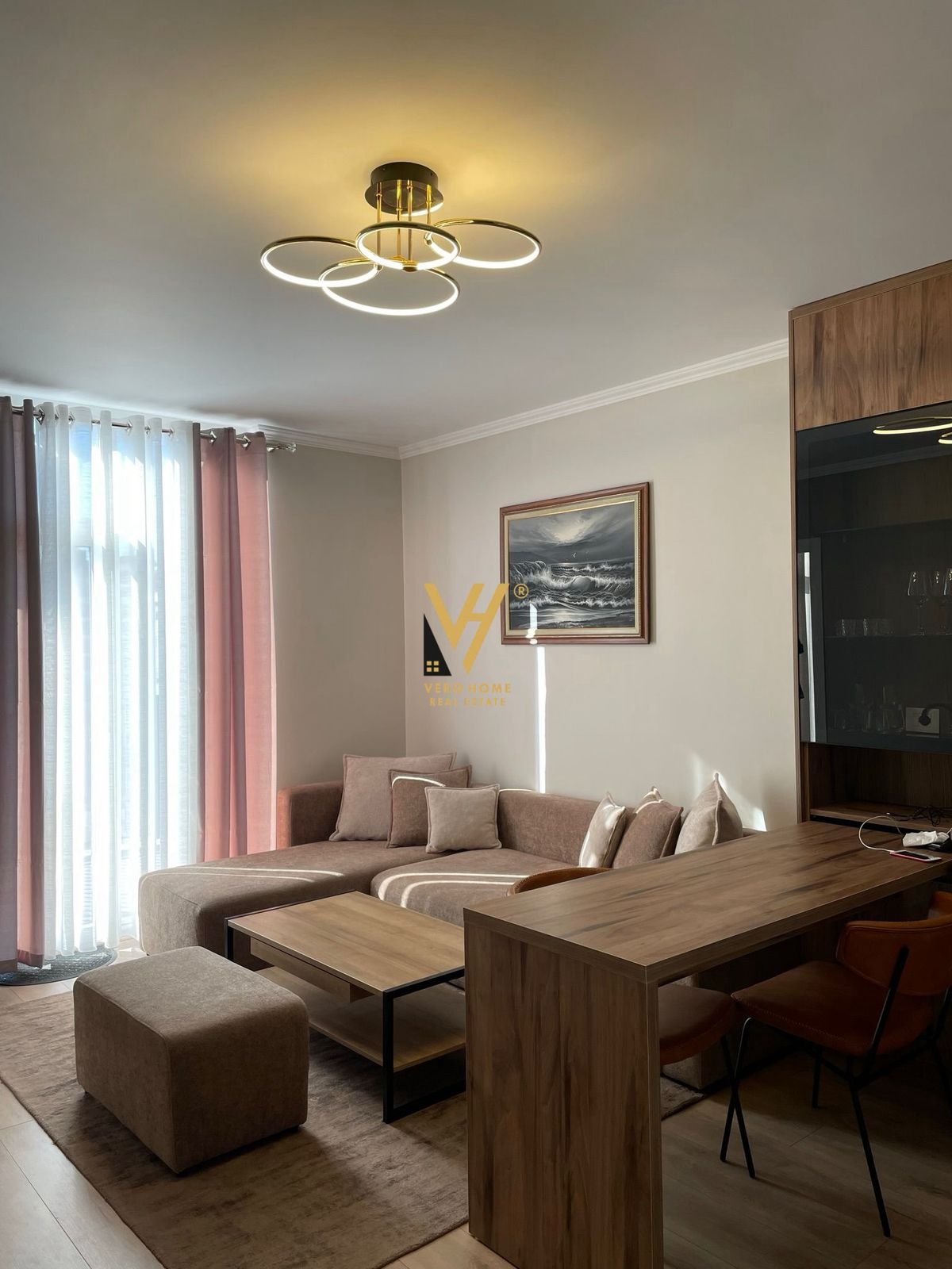 2+1+BLK ME QERA NE YZBERISHT 500 EURO