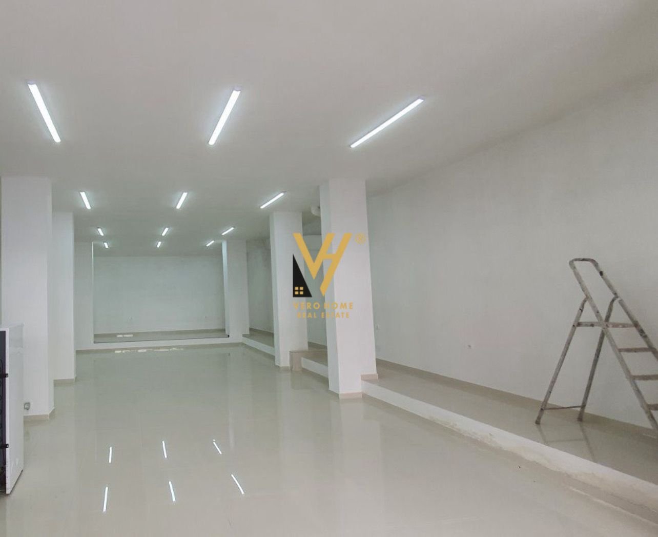 DYQAN 122 M2 TE 5 MAJI 309.000 EURO