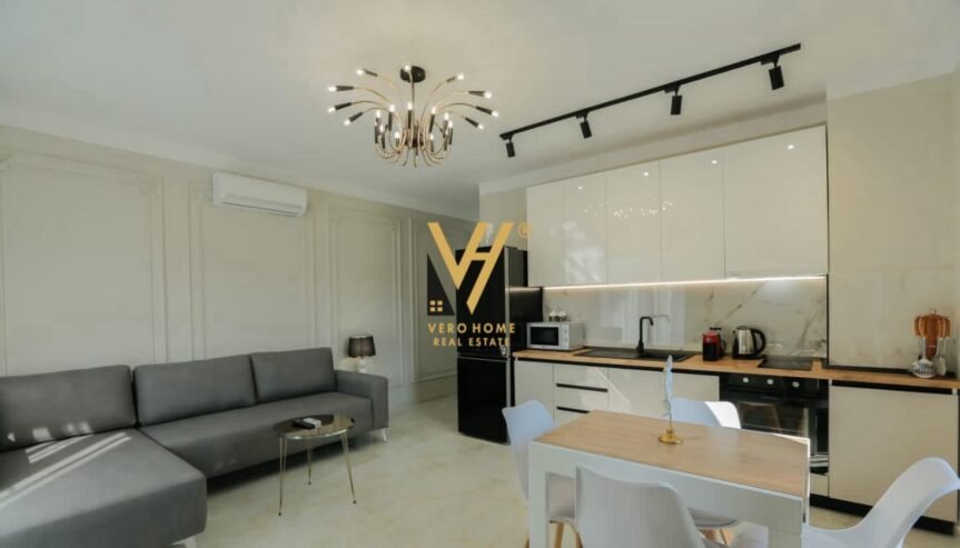 1+1+BLK ME QIRA TE KOMUNA E PARISIT 750 EURO