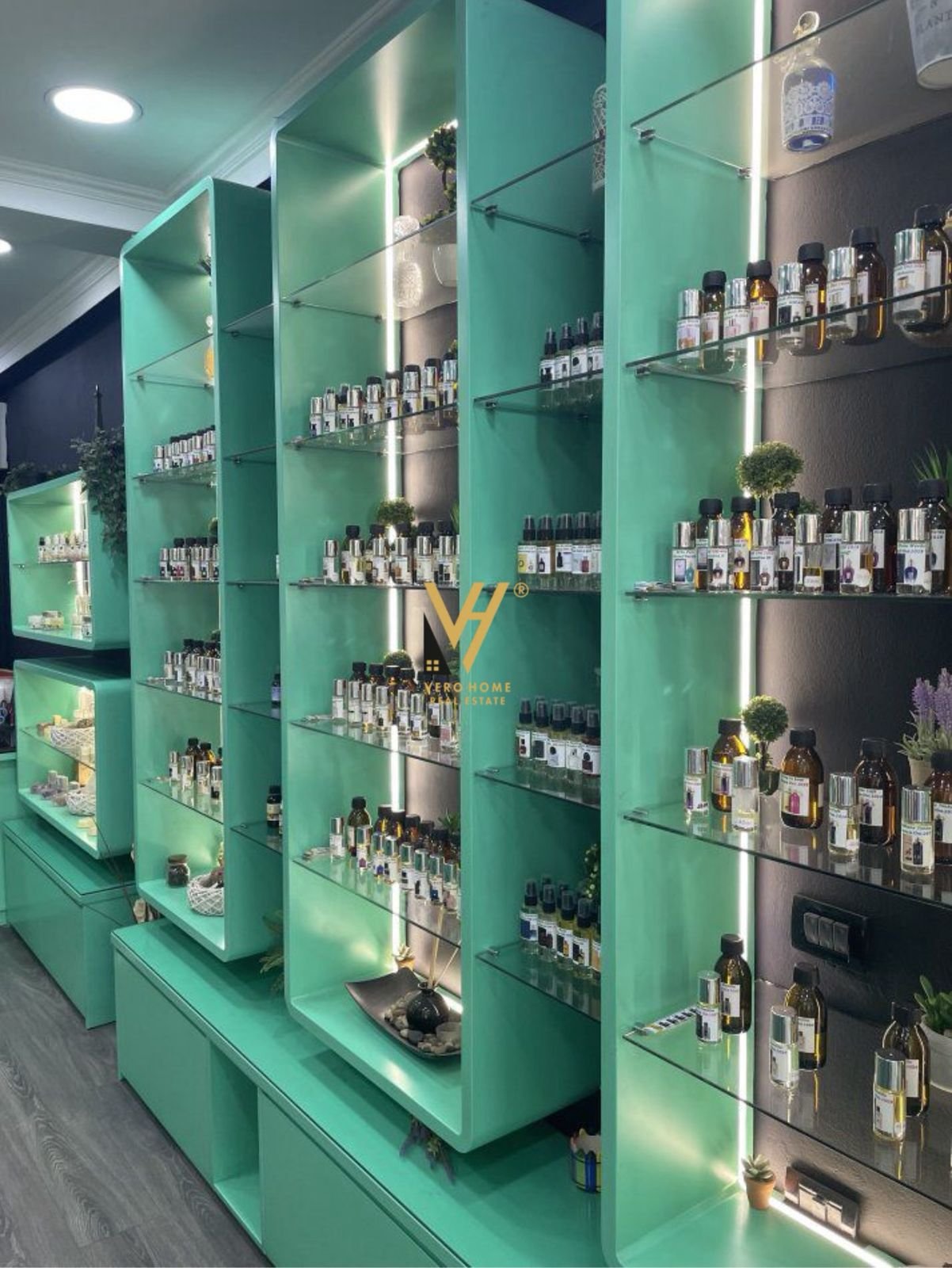 BIZNES PARFUMERI NE BLLOK 40.000 EURO