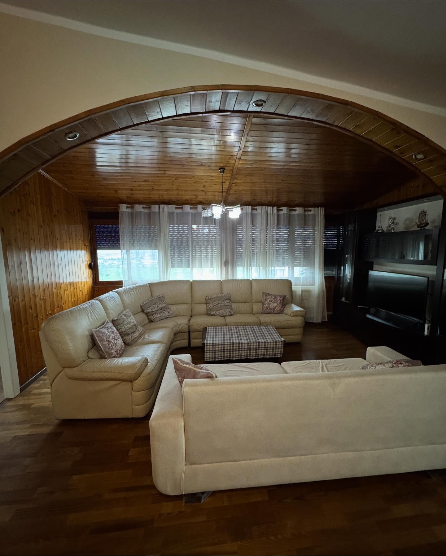 💥Shitet apartament 3+1 afer rruges Taulantia,Kava