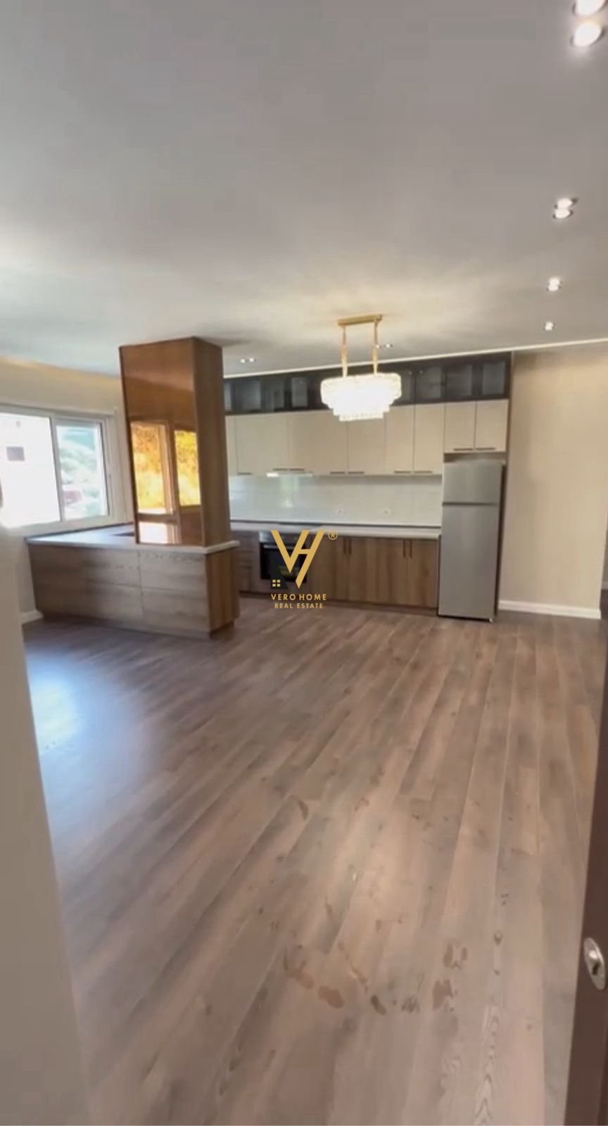 2+1+2 TE KOPSHTI BOTANIK 210.000 EURO