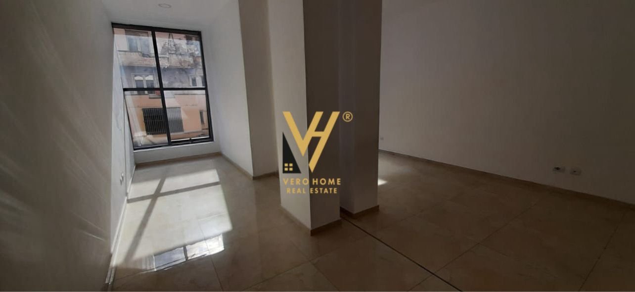 ZYRE 50 M2 ME QIRA TE MYSLYM SHYRI 50.000 LEKE