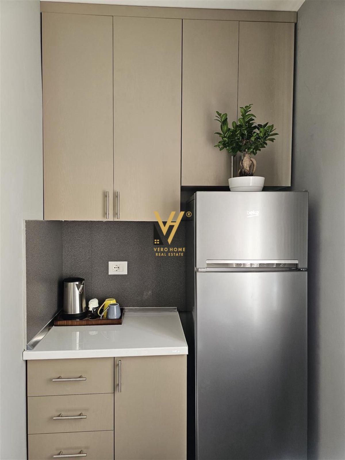 1+1 ME QIRA TE RRUGA FORTUZI 700 EURO