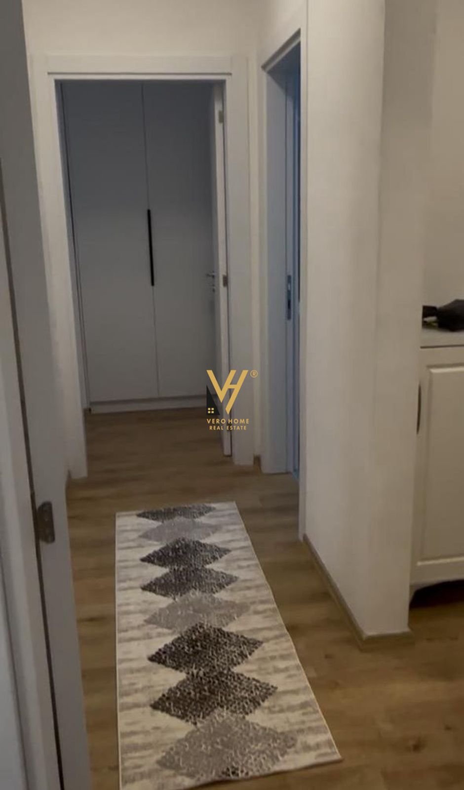 2+1+BLK ME QERA TEK UNIVERS CITY 450 EURO