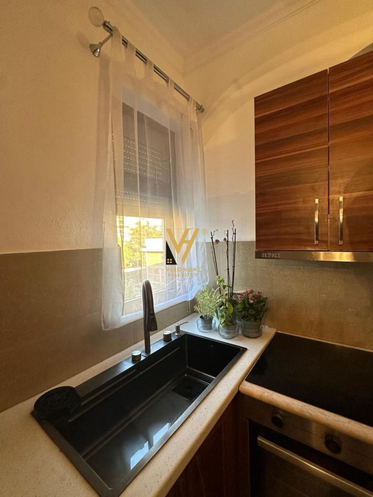 1+1+DEPO TE MYSLYM SHYRI 155.000 EURO