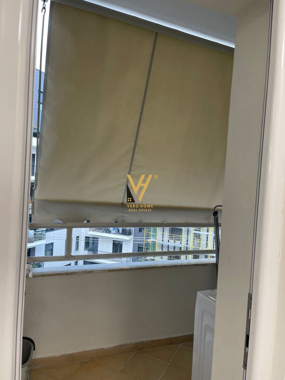 1+1+BLK ME QERA TE RRUGA E KOSOVAREVE 90.000 LEKE