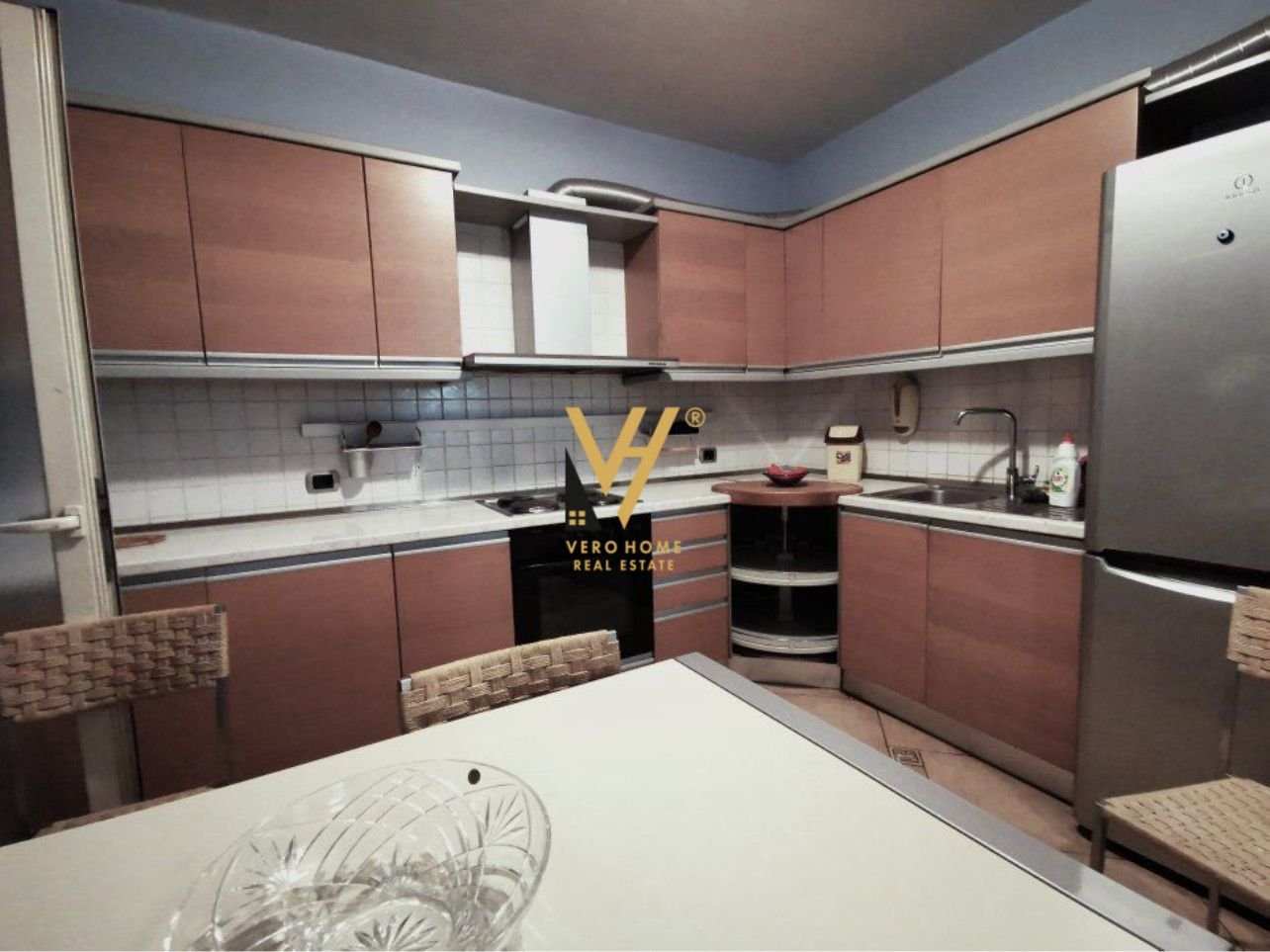 2+1+2+2 BLK ME QIRA TE ST.AIR ALBANIA 900 EURO