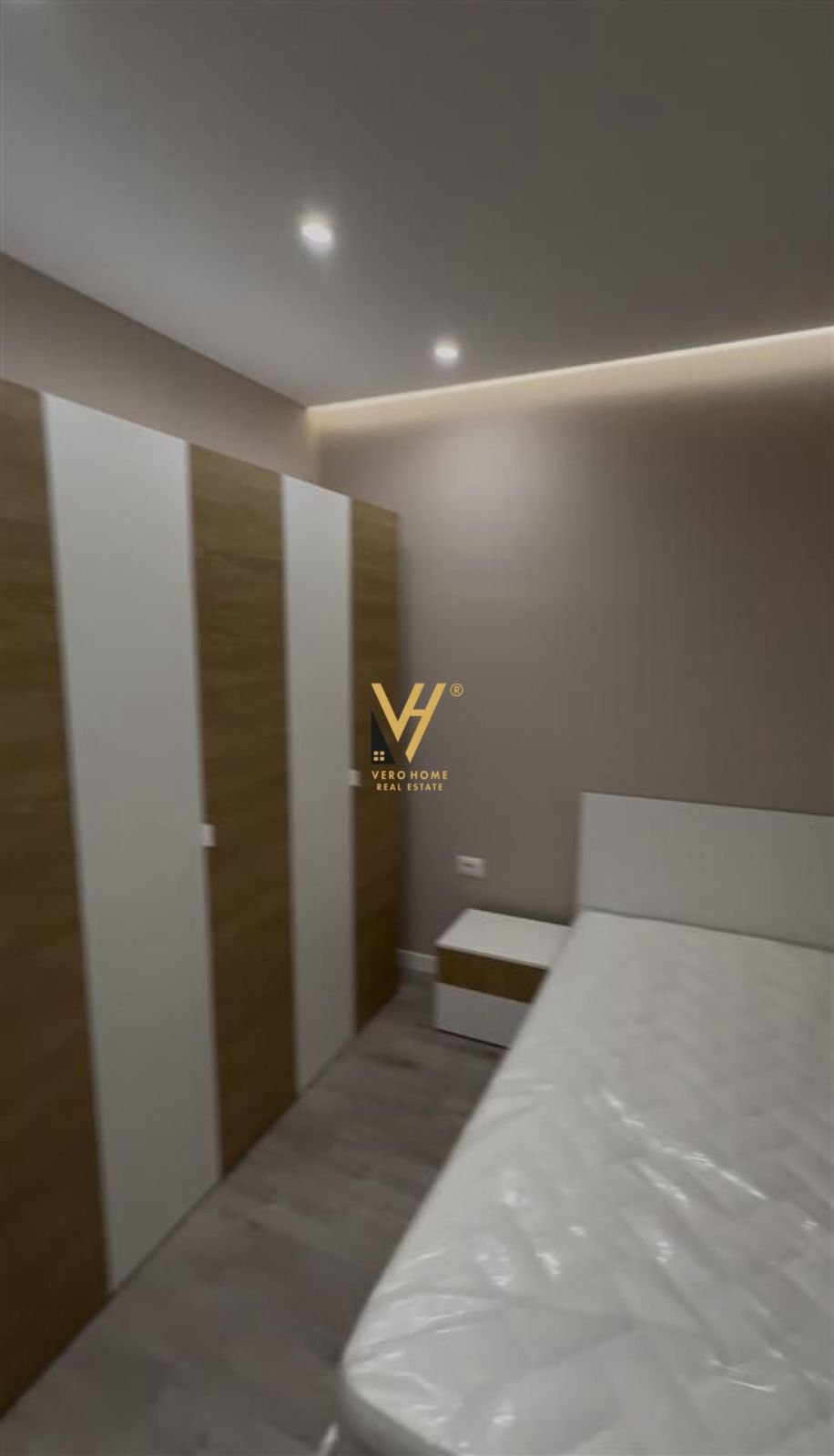 1+1+BLK ME QERA TE JORDAN MISJA 650 EURO