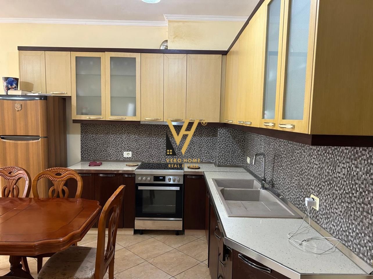 2+1+2+2BLK ME QERA TE CASA ITALIA 47.000 LEKE