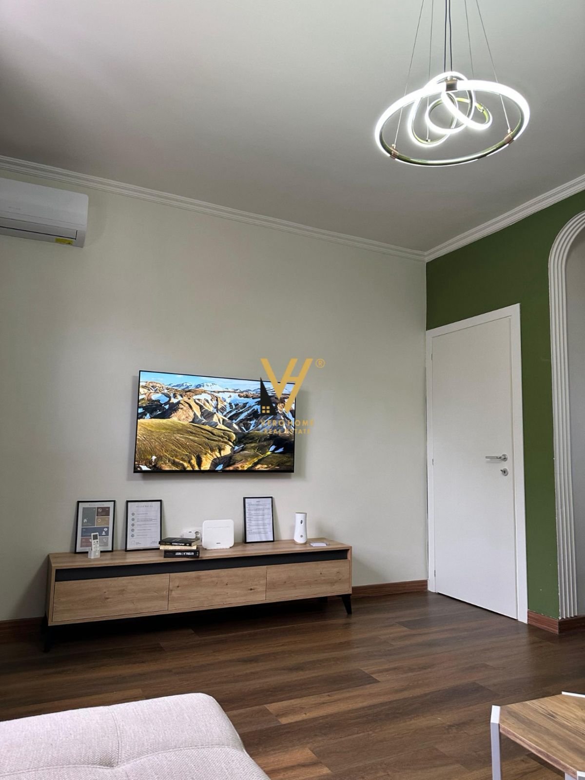 2+1+BLK ME QIRA TE SHESHI WILLSON 80.000 LEKE