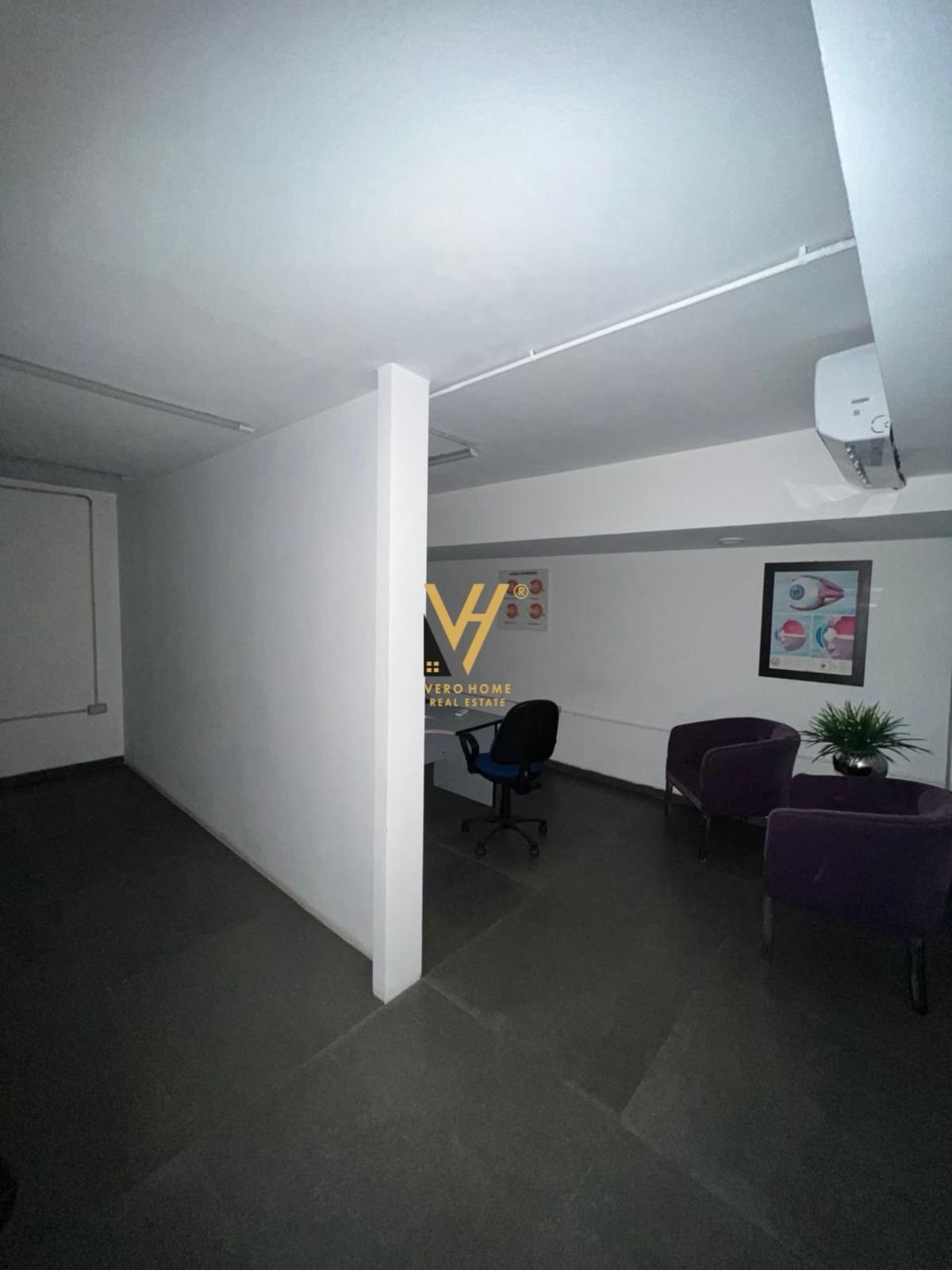 DYQAN 90 M2 ME QIRA TE STADIUMI DINAMO 180.000 LEK