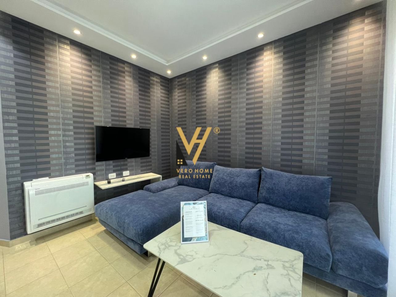 1+1+BLK TE VALA MAR, HAMALLAJ 220.000 EURO