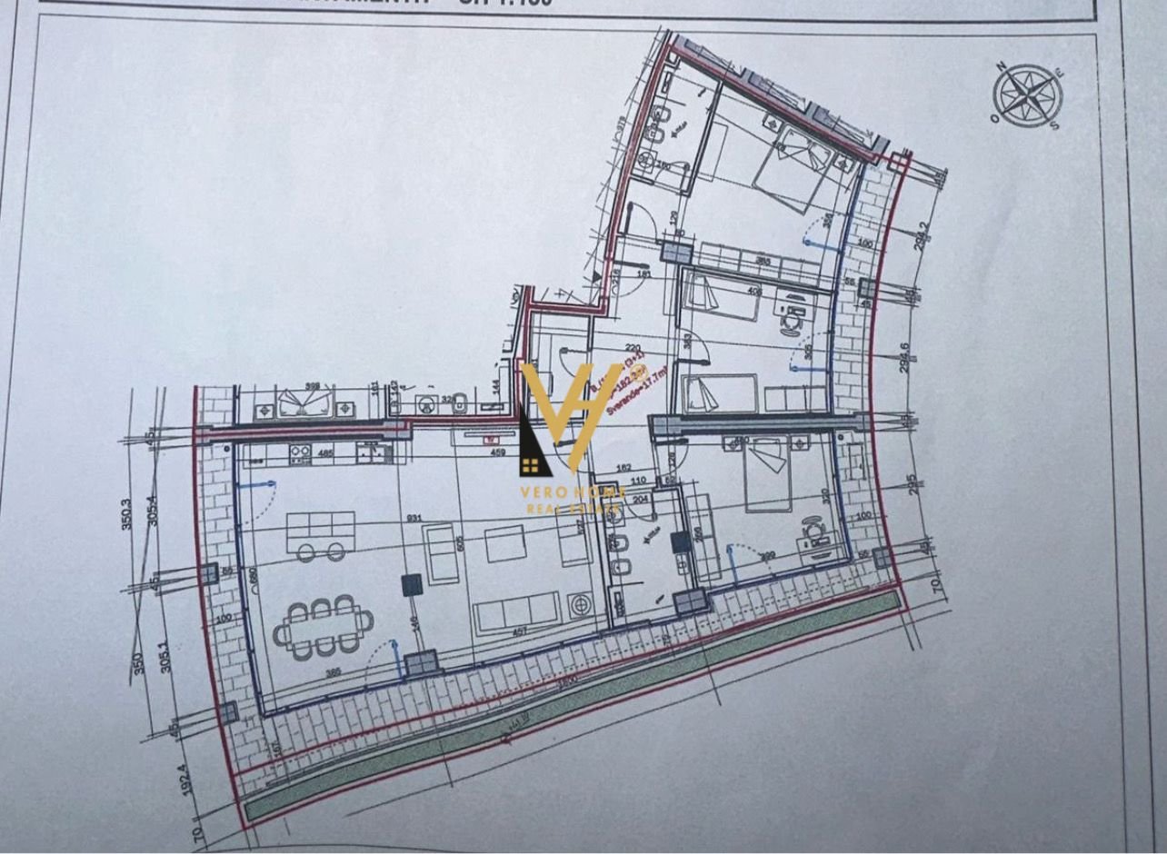 3+1+2 TE LAKE VIEW, RR. KOSOVAREVE 700.000 EURO