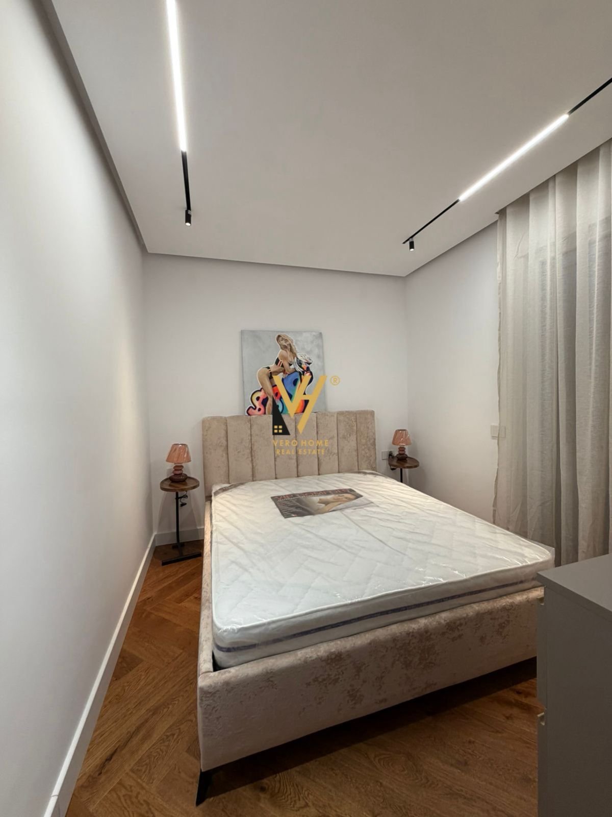 2+1 ME QIRA TE MINE PEZA 1.600 EURO