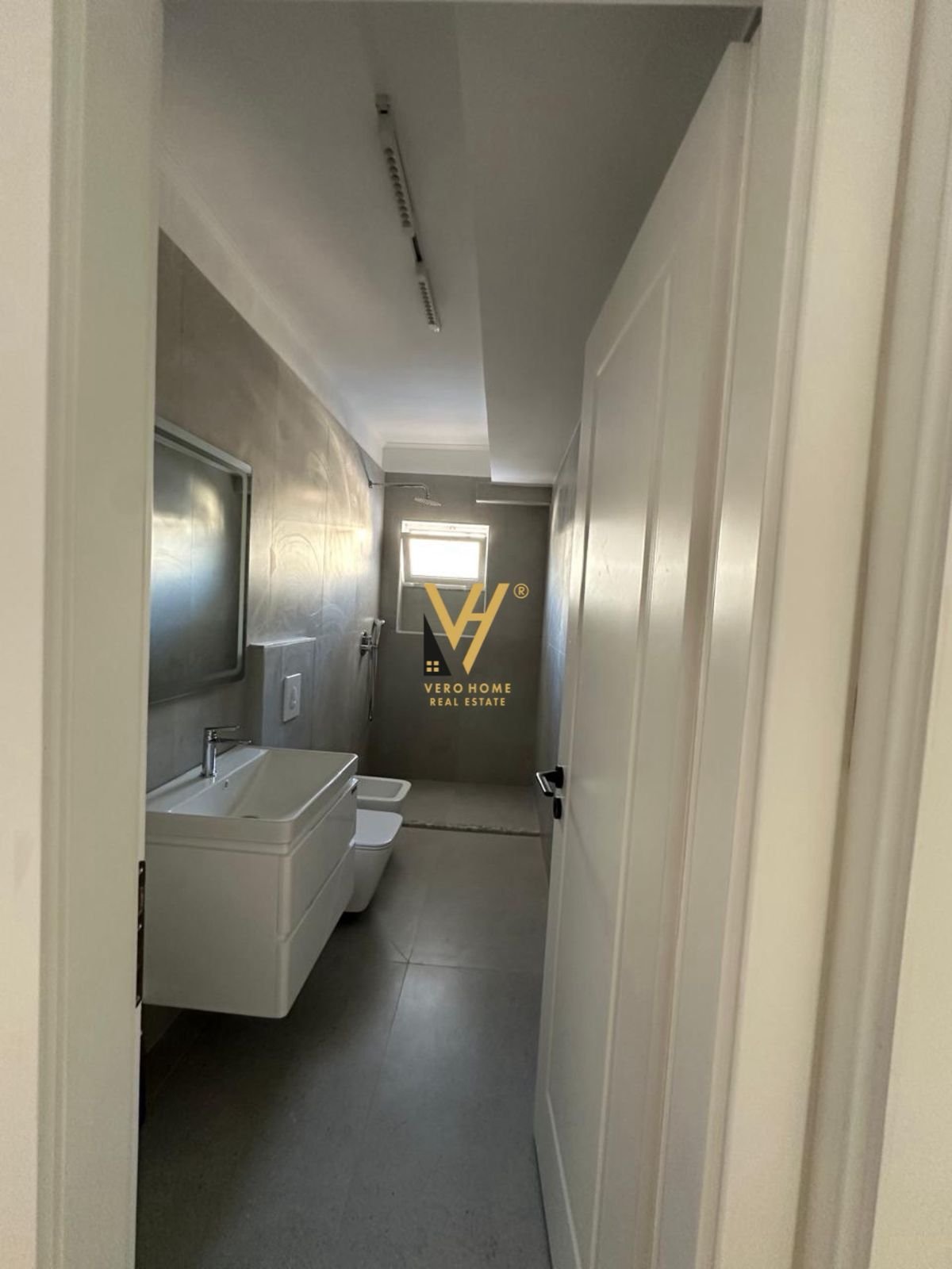 1+1+BLK TE RR.KONGRESI MANASTIRIT 95.000 EURO