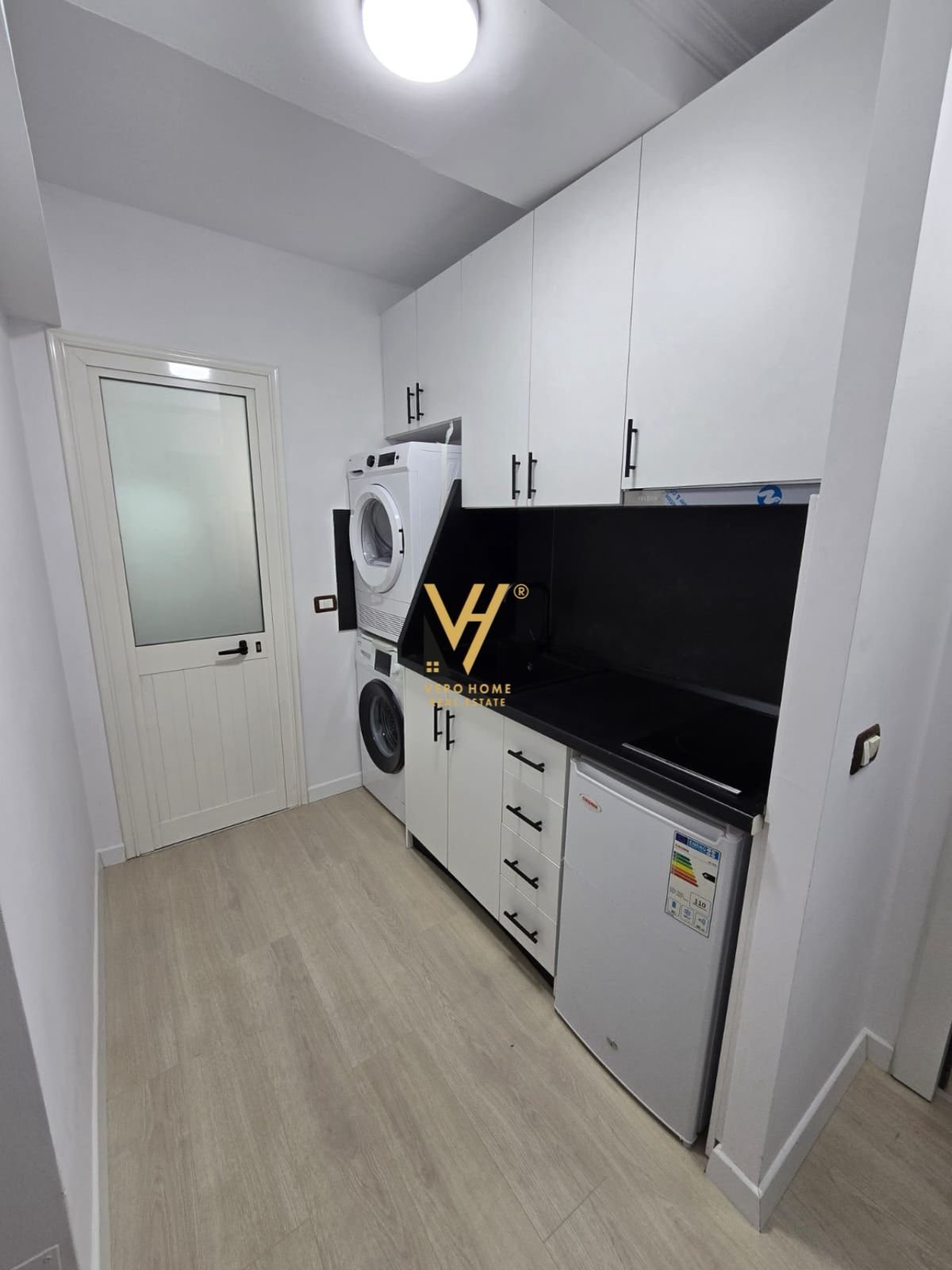 GARSONIERE ME QERA NE QENDER 50.000 LEKE