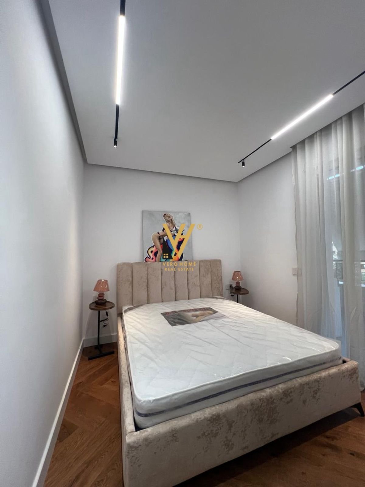 2+1+2+BLK ME QIRA TE RRUGA E DURRESIT 1.200 EURO