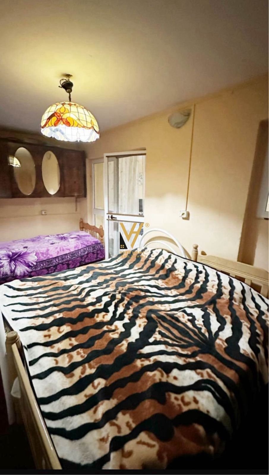 1+1 ME QERA NE QENDER 45.000 LEKE