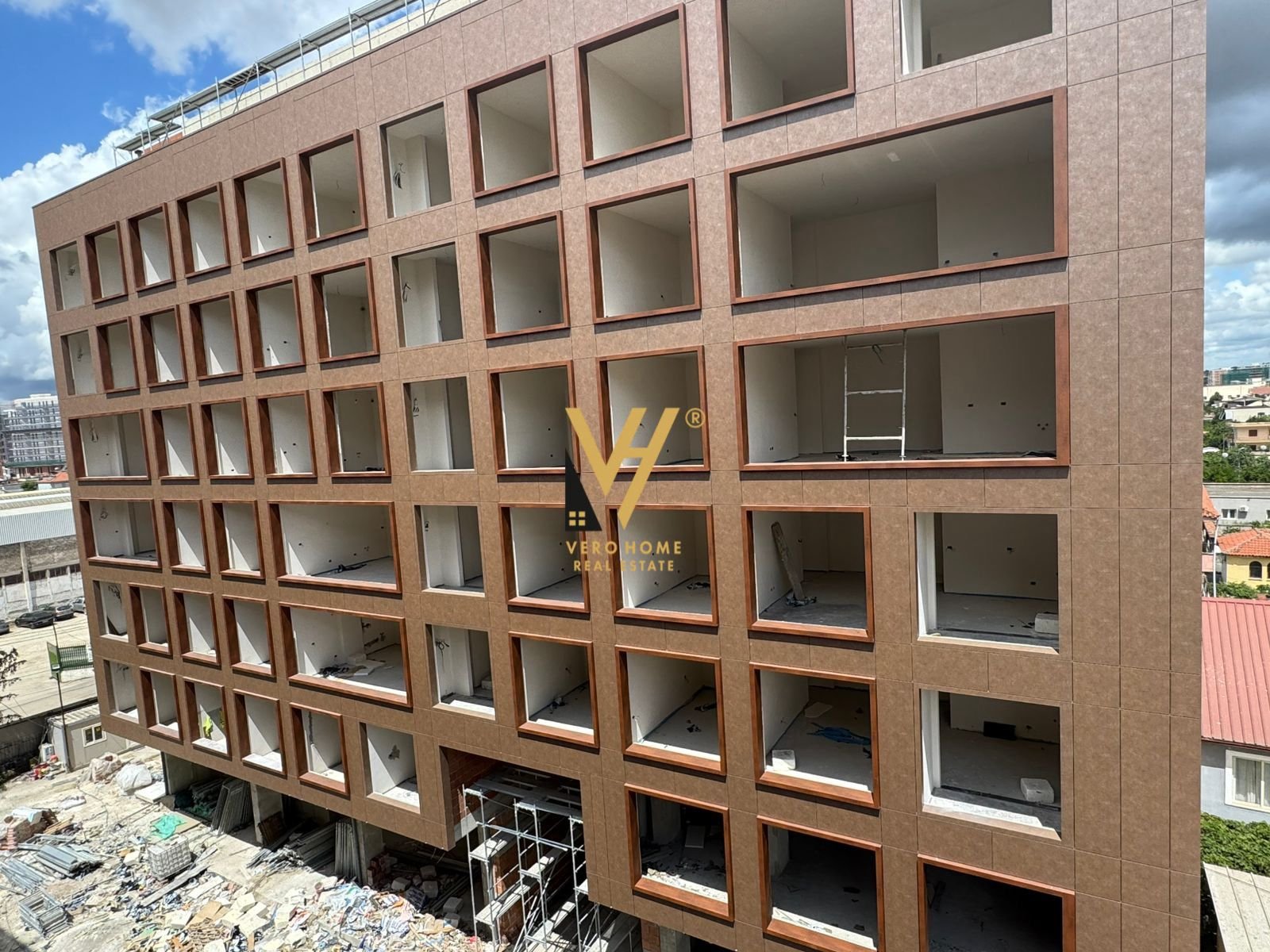 2+1+BLK TE BULEVARDI I RI 181.200 EURO