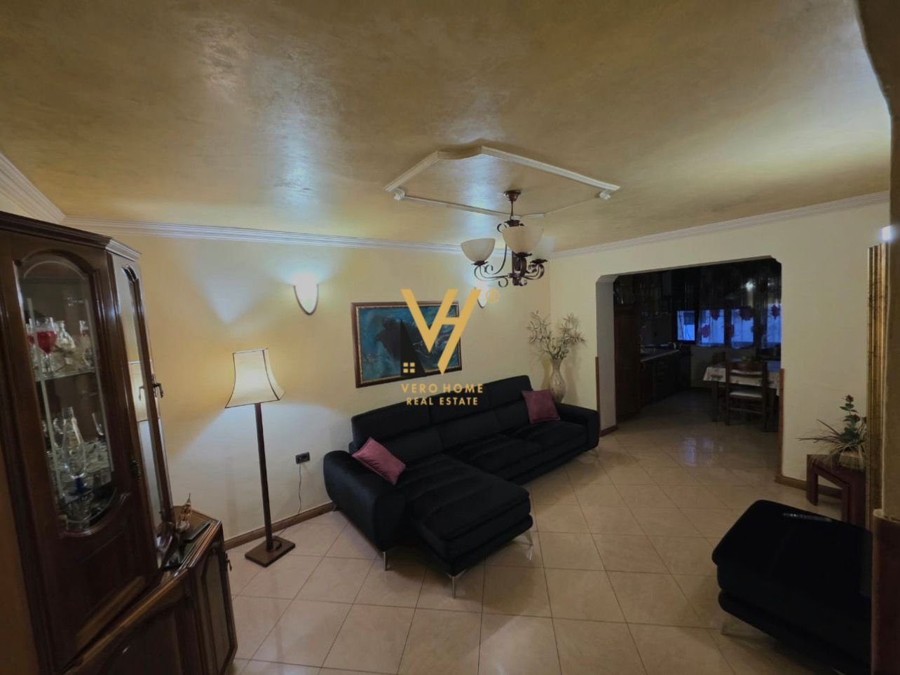 3+1 TE 21 DHJETORI 225.000 EURO