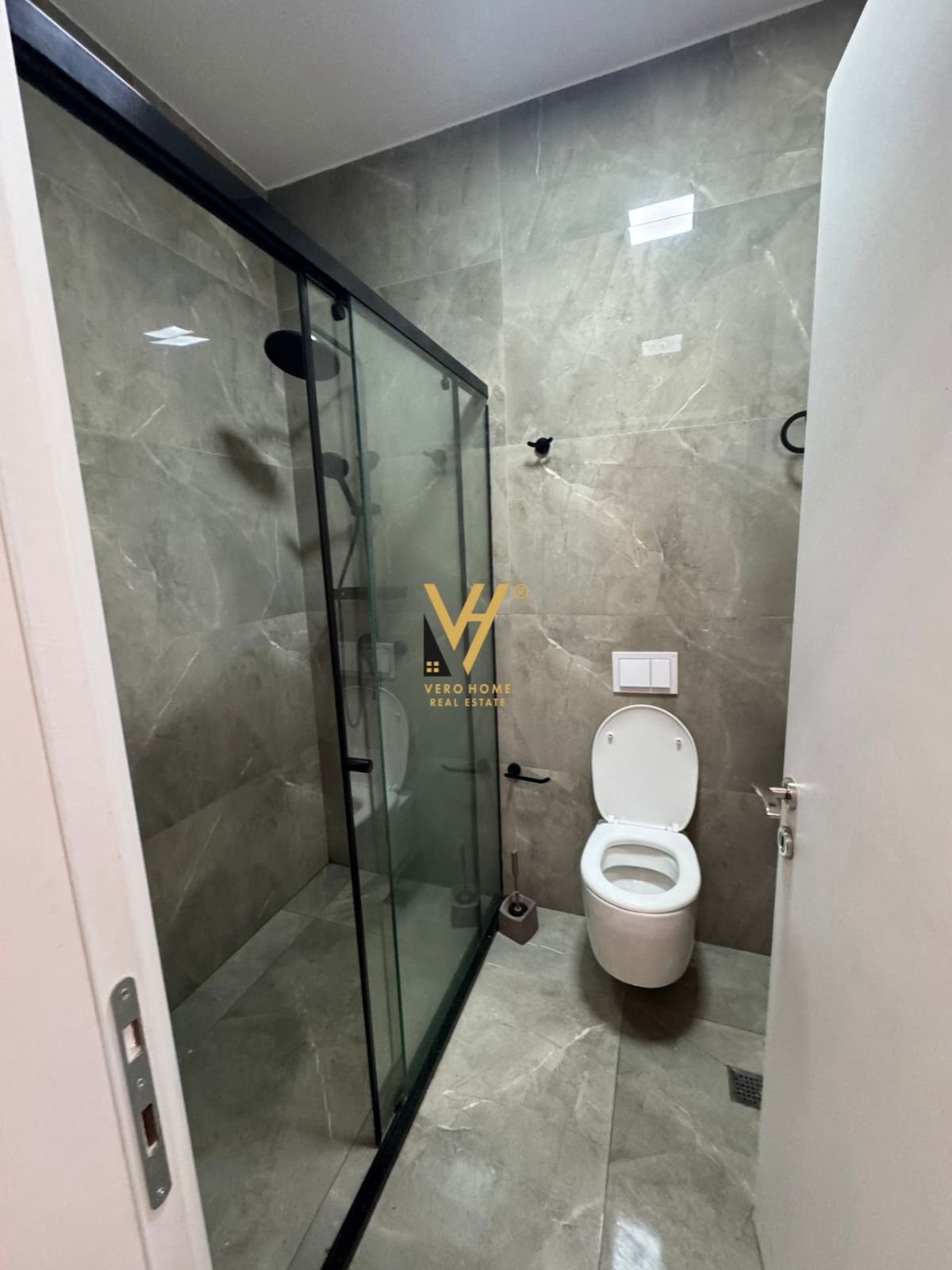 2+1+2 ME QIRA TE CASA ITALIA 70.000 LEKE