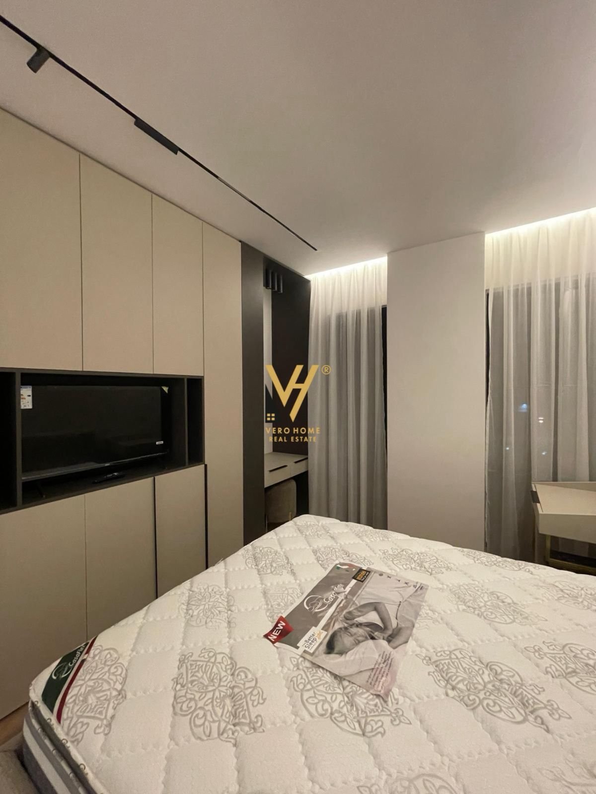 1+1 ME QIRA TE RRUGA E KAVAJES, SQUARE 21 900 EURO