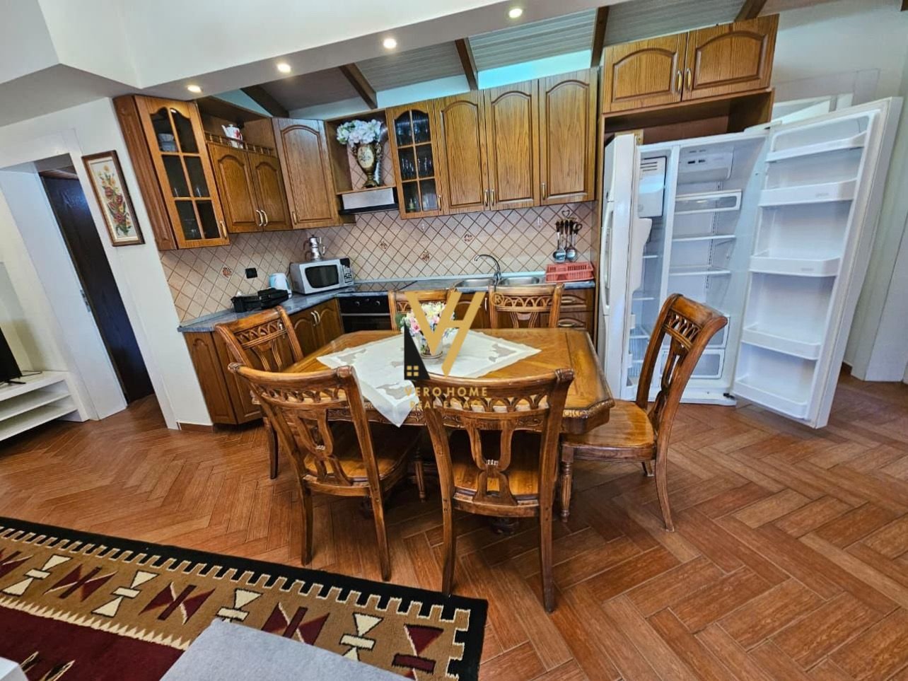 HYRJE ME QIRA TE VILAT GJERMANE 80.000 LEKE