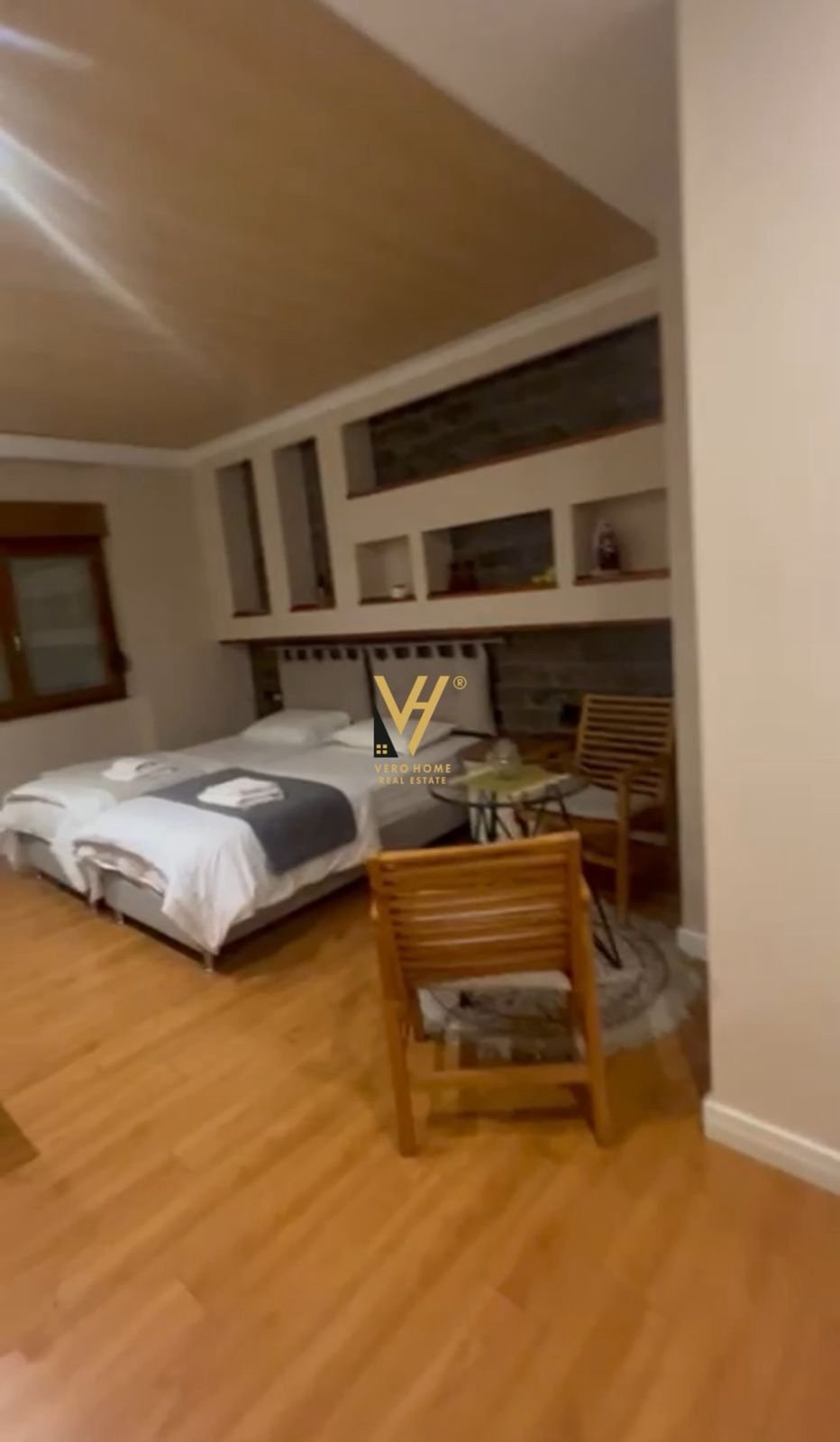 GARSONIERE+APARTAMENT TE 9 KATESHET 360.000 EURO