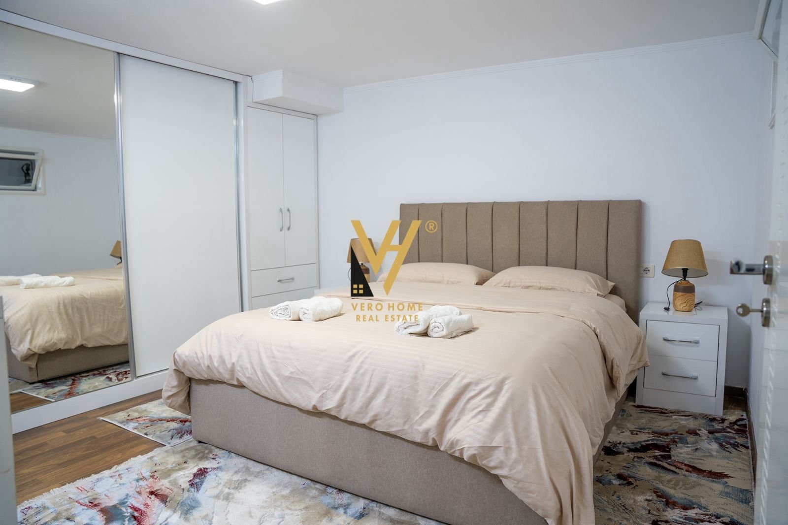 1+1 ME QIRA TE KOMUNA E PARISIT 55.000 LEKE