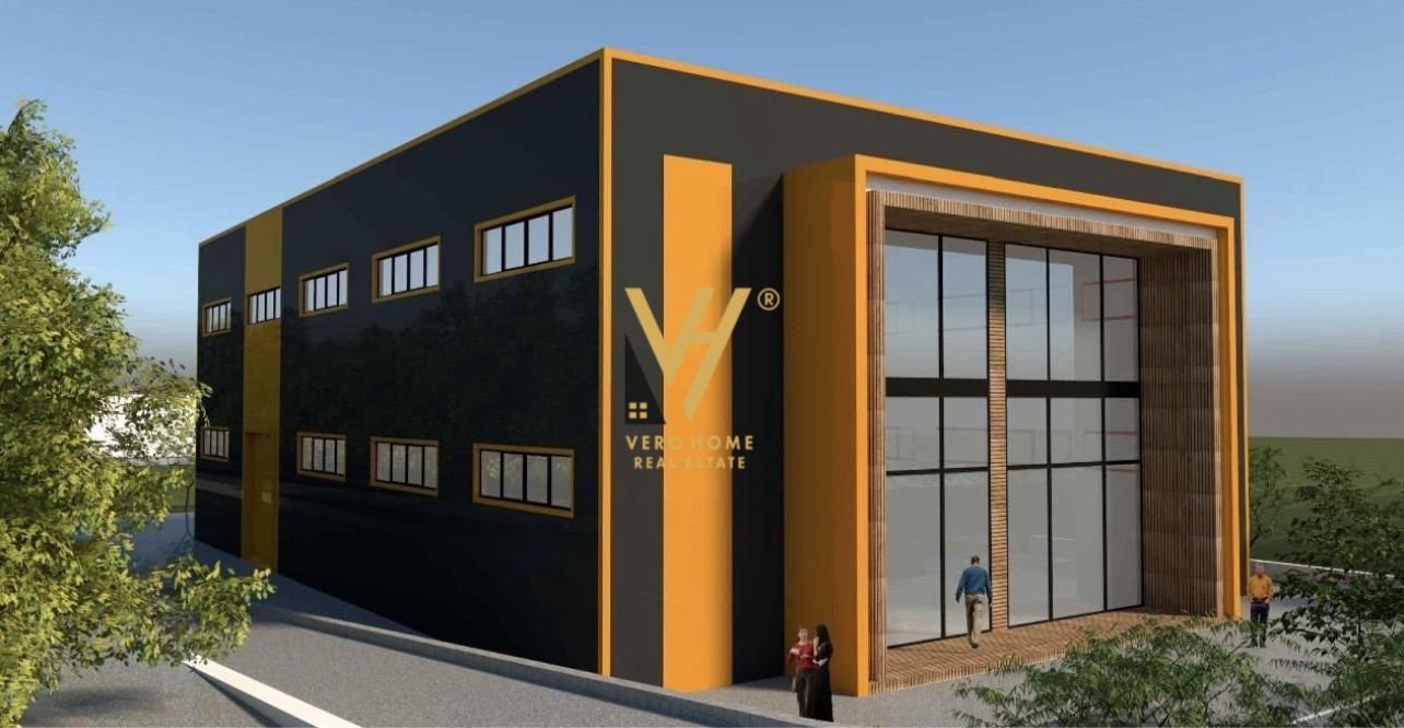 KAPANON 2.200 M2 ME QIRA NE PRUSH 4.000 EURO