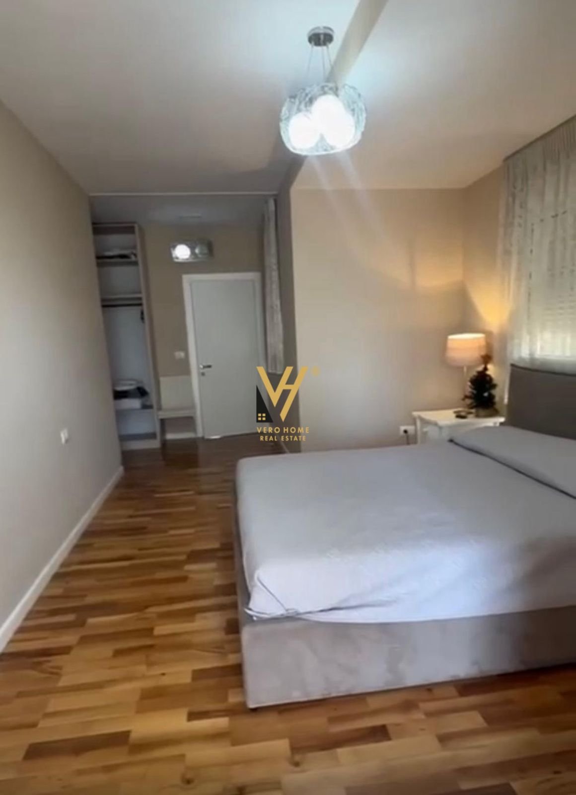 1+1 ME QIRA NE MYSLYM SHYR 75.000 LEKE