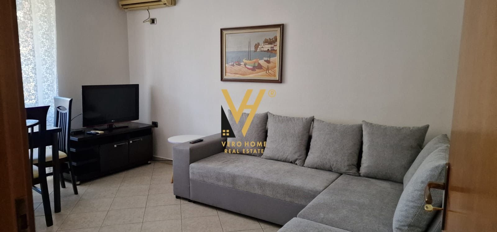 2+1 ME QERA TE 21 DHJETORI 65.000 LEKE