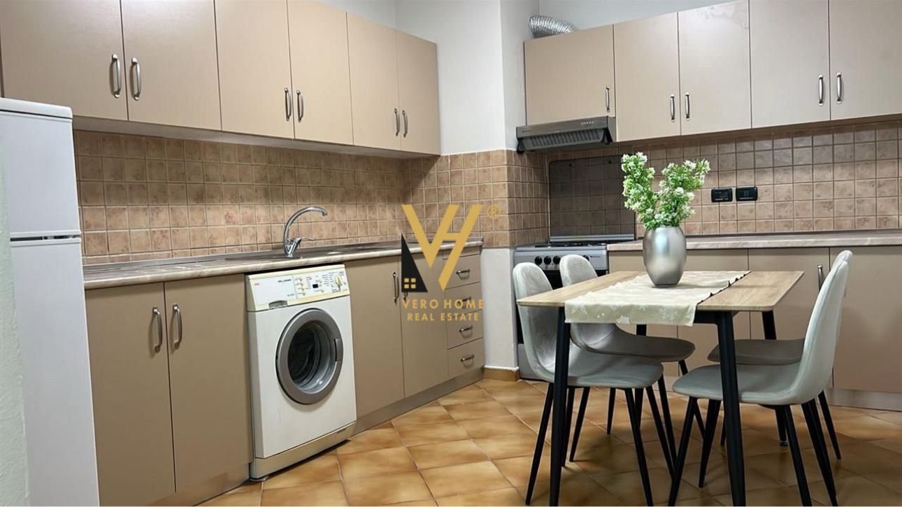 1+1+BLK ME QERA TE BLLOKU 65.000 LEKE