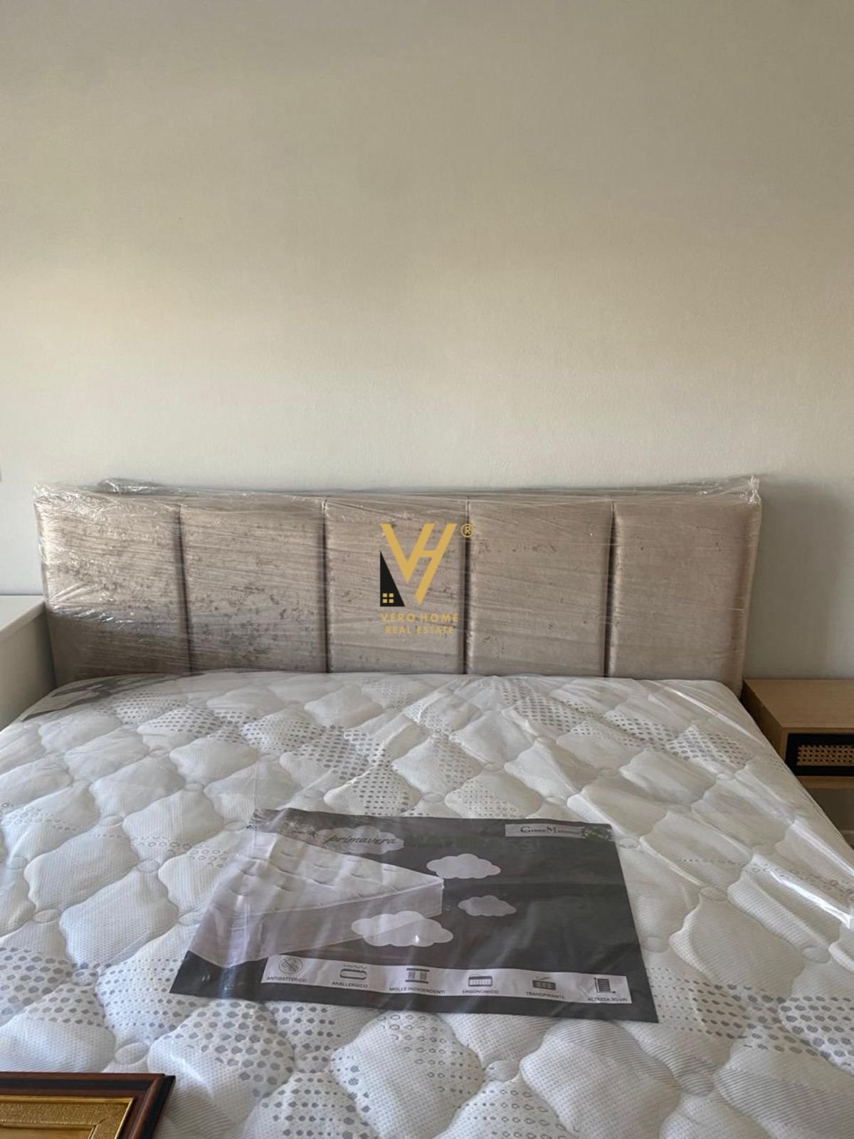 2+1+2+BLK ME QERA TE KOPSHTI ZOLOGJIK 1.100 EURO