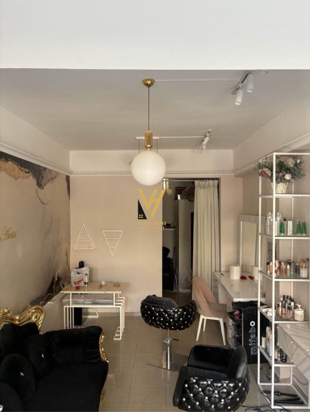 DYQAN 35 M2 ME QIRA NE LAPRAKE 280 EURO