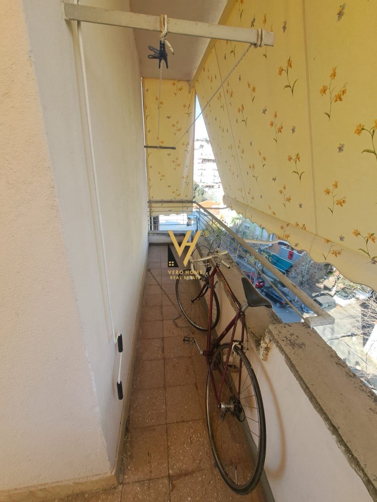 2+1+BLK ME QERA TE RRUGA E ELBASANIT 50.000 LEKE