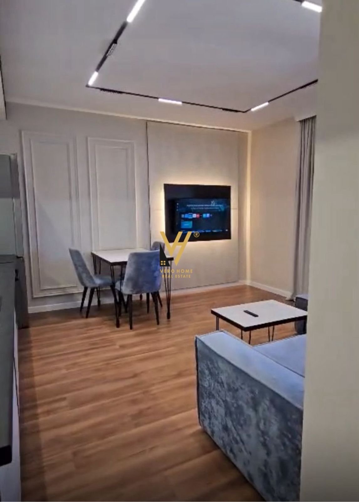 1+1+BLK TE KOMUNA PARISIT 175.000 EURO