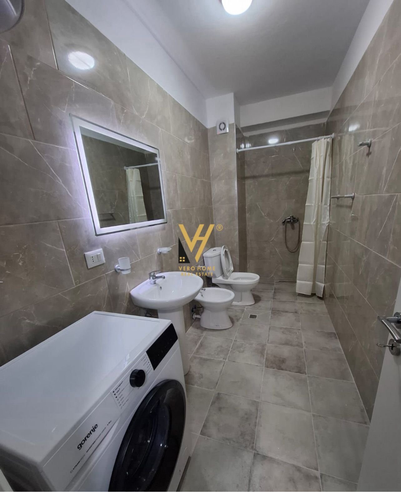 2+1+BLK ME QIRA TE 5 MAJI 50.000 LEKE