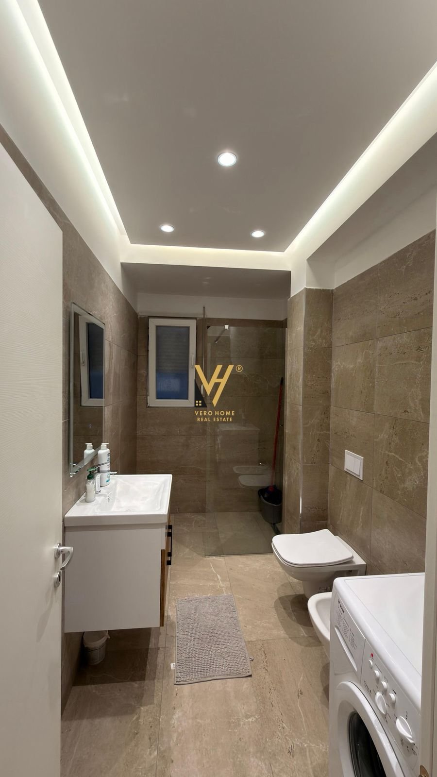 1+1+BLK ME QERA NE ASTIR 550 EURO