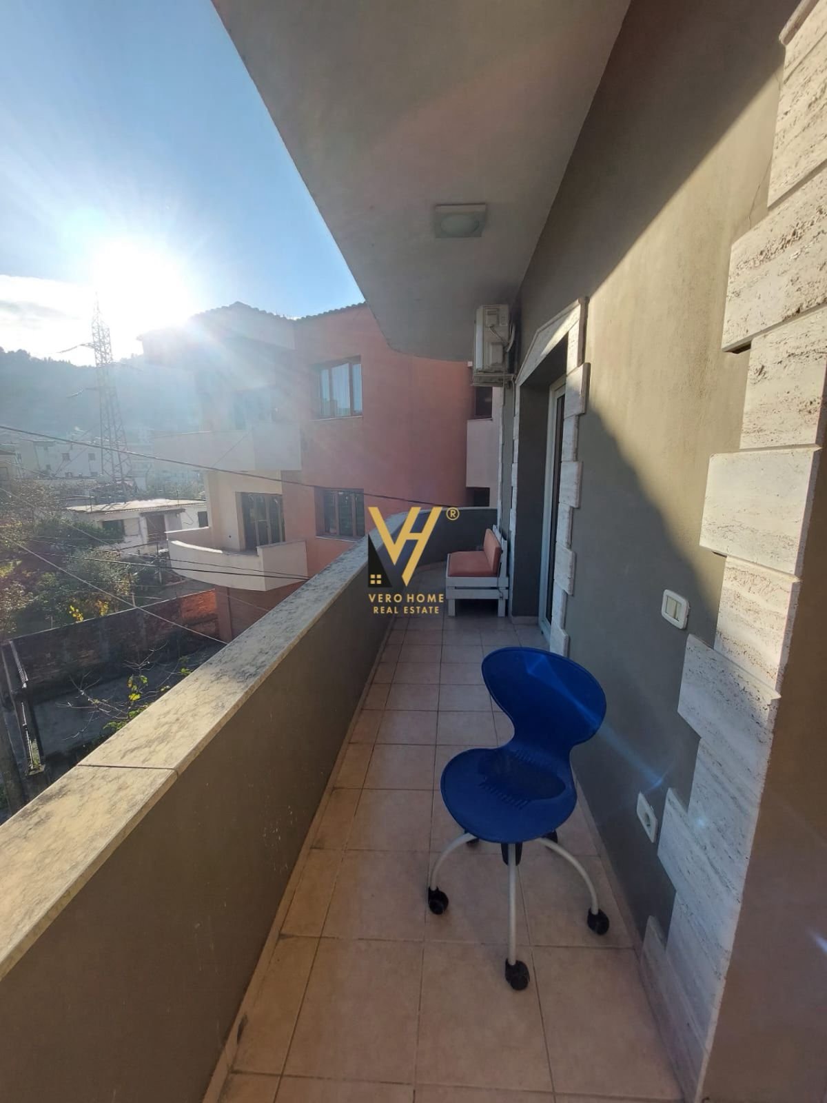 1+1+BLK ME QERA NE SELITE 40.000 LEKE