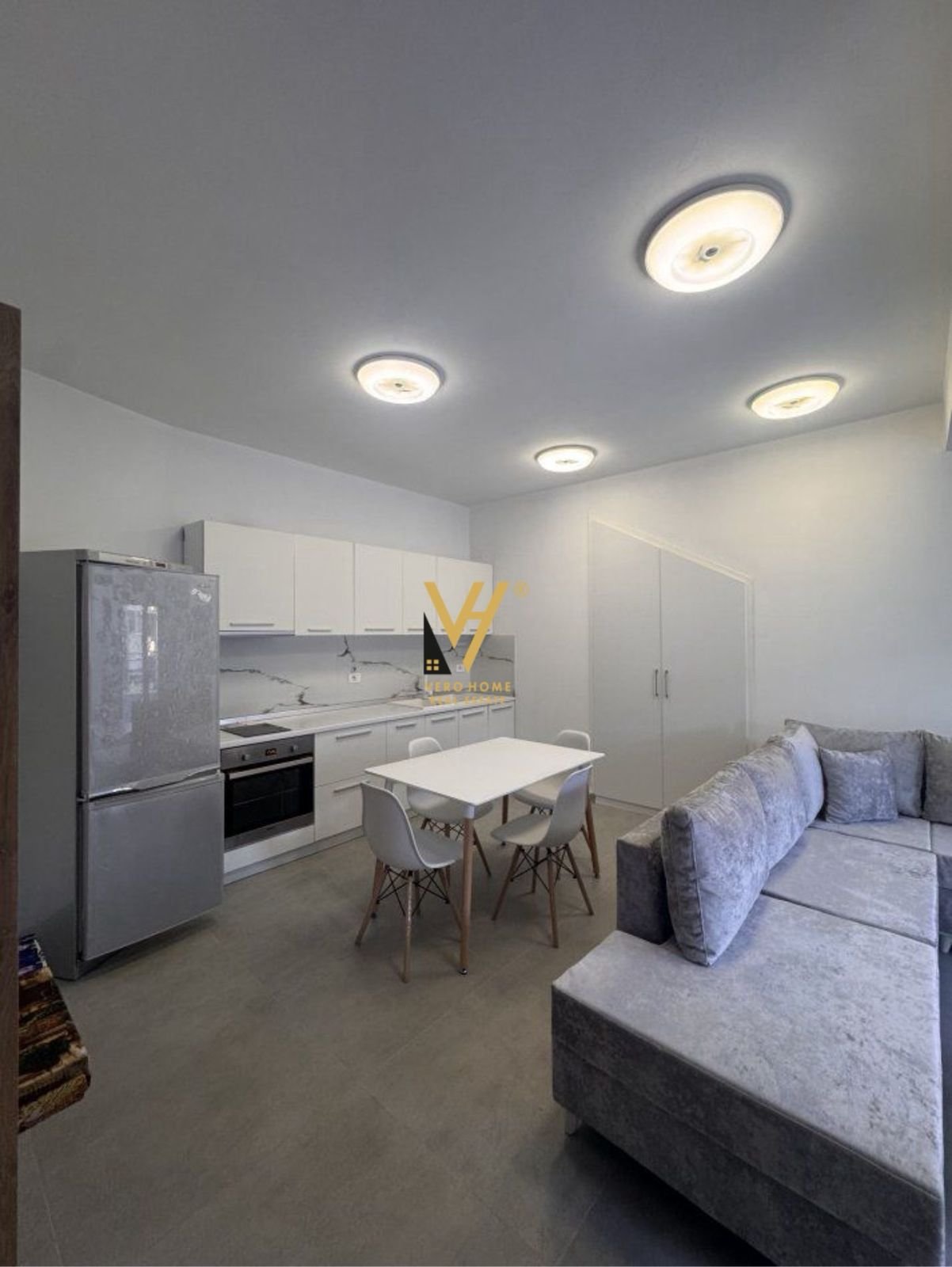 2+1 ME QIRA TE KODRA E DIELLIT 80.000 LEKE