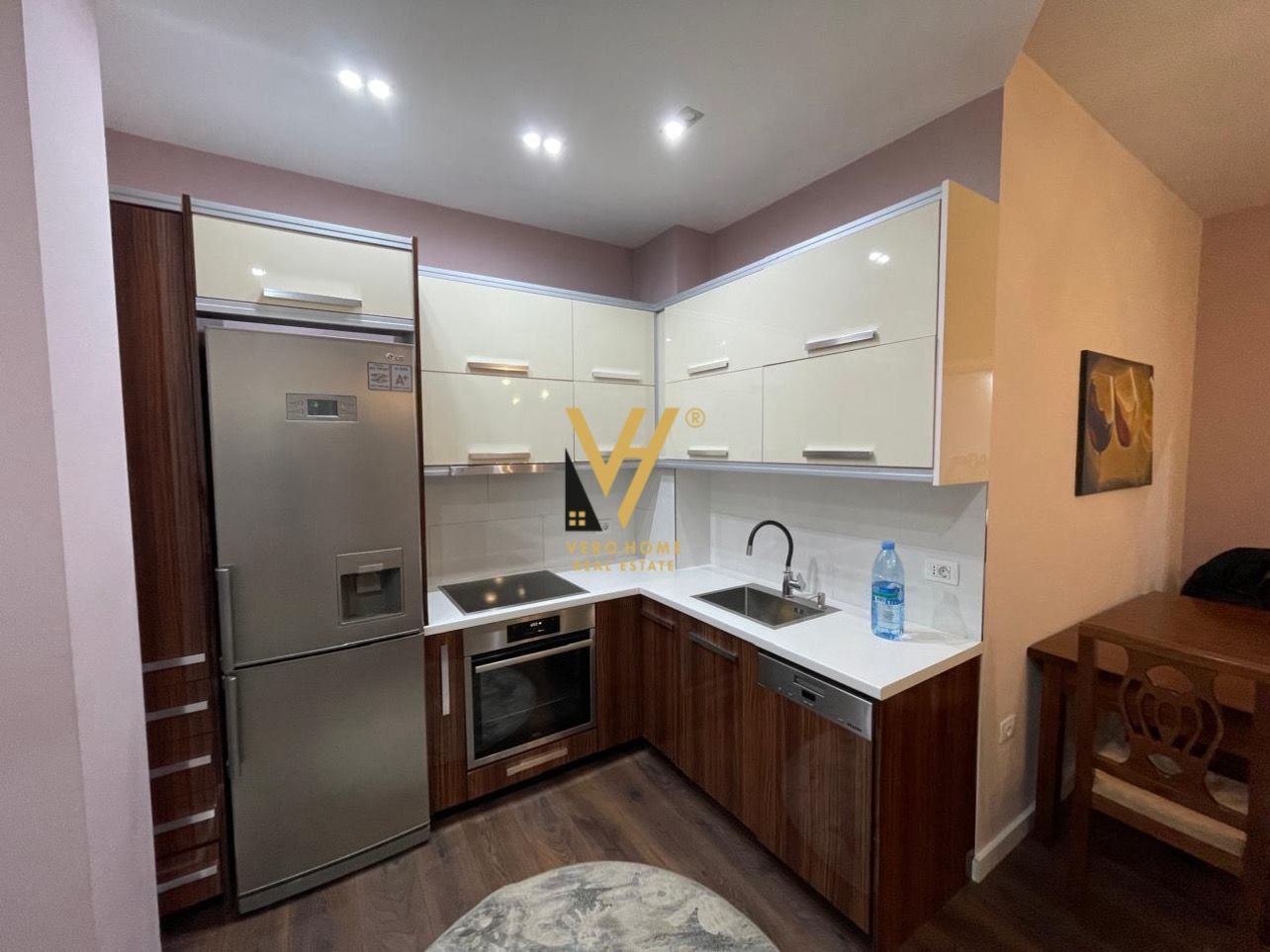 1+1+BLK ME QIRA TE LIQENI I THATE 60.000 LEKE