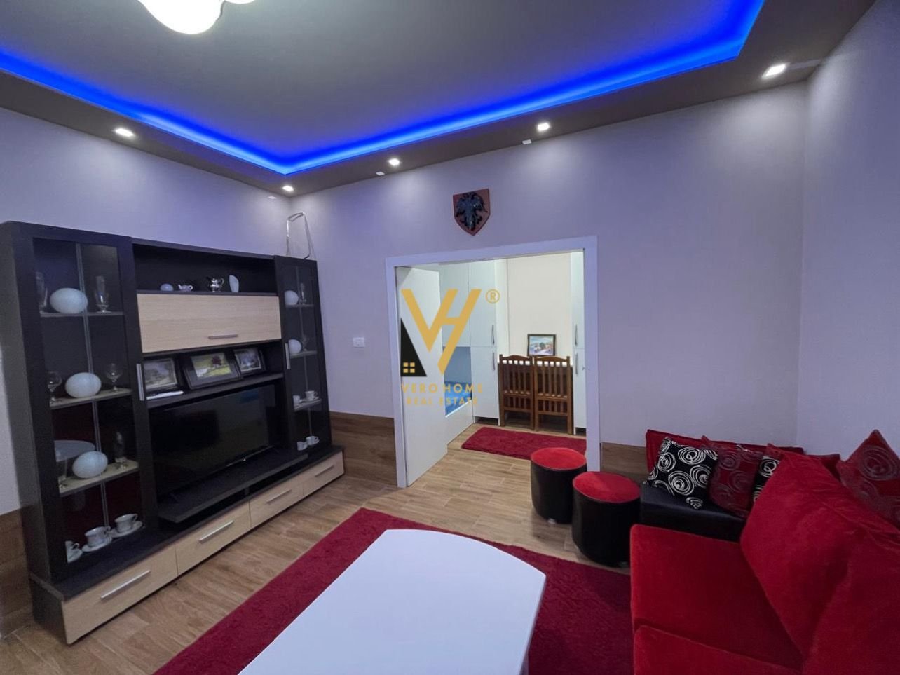 SHTEPI 2+1+BLK TE STACIONI TRENIT 45.000 LEKE