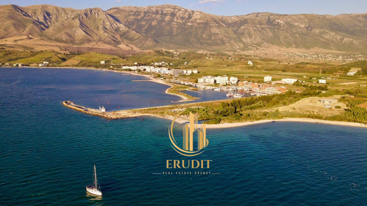 Shitet tokë në Orikum, Vlorë