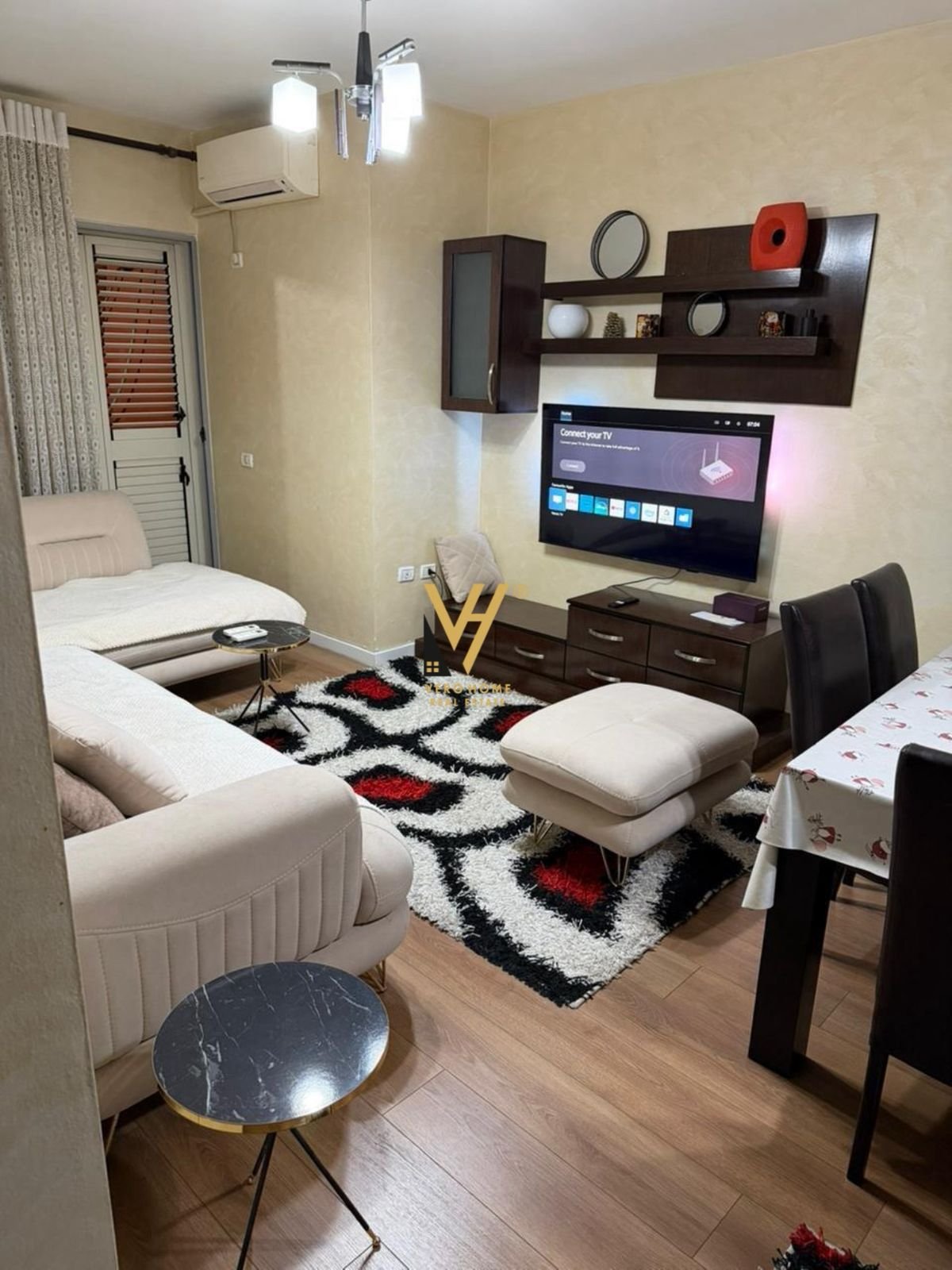 2+1+BLK ME QIRA NE SELITE 70.000 LEKE